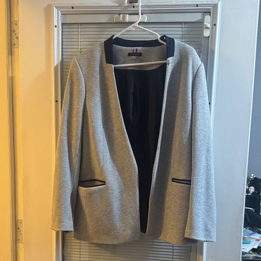 Tommy Hilfiger Light Gray Women's Blazer